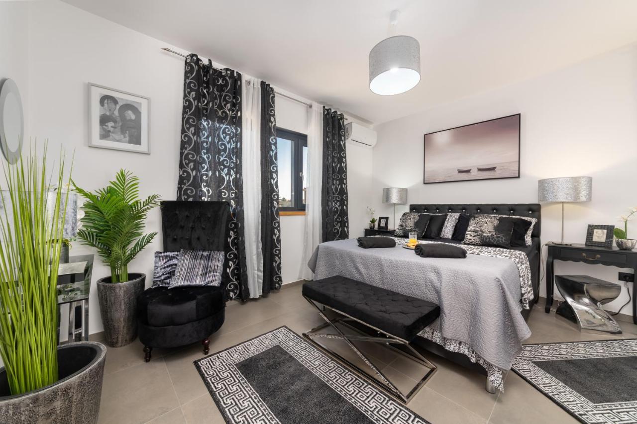 הוילה פונטנה Casa Nera מראה חיצוני תמונה